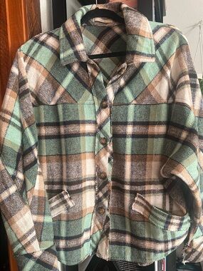 Women’s Mint Green Plaid Button-Up Shacket